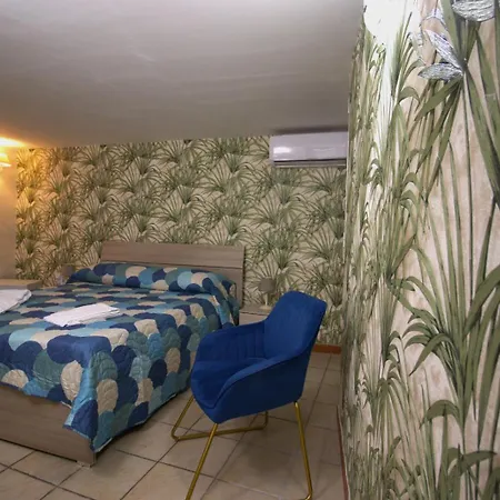 Super Flat 4* Nápoly