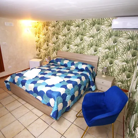 Super Flat Vendégház